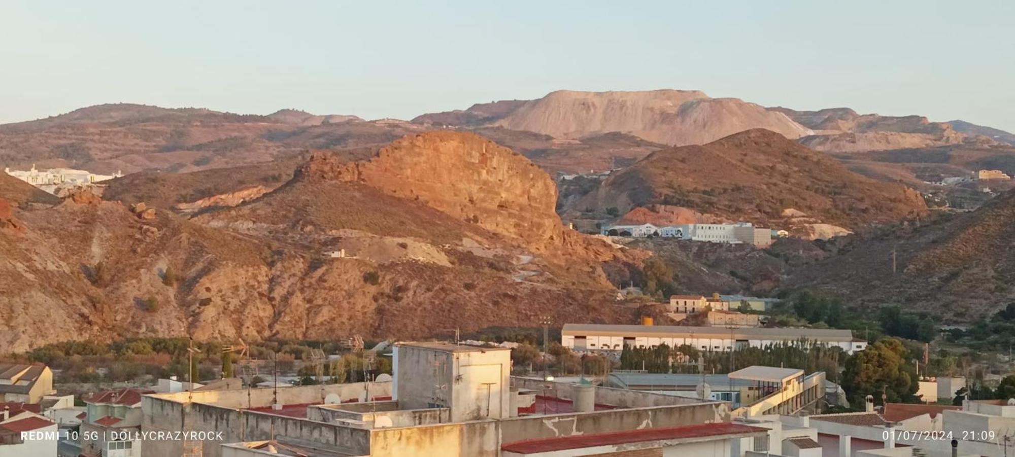 Apartamento Completo Solo Para Ti Hasta 4 Personas "Old Wall House" Olula del Río Eksteriør bilde